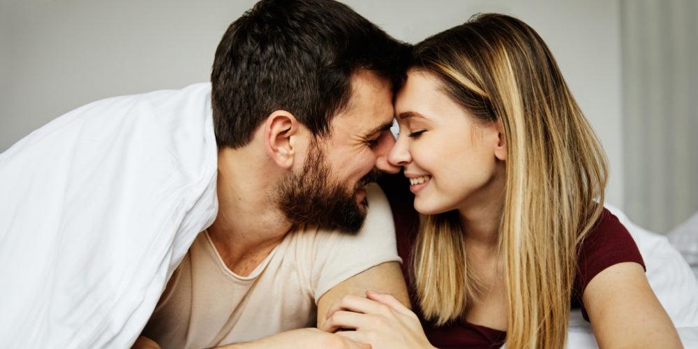 Wie der Menstruationszyklus die Beziehung beeinflusst und warum Wissen darüber so wertvoll ist